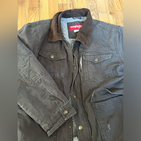 Wrangler coat - Picture 2 of 5